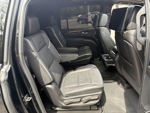 Used 2024 Cadillac Escalade ESV Premium Luxury w/ Performance Package AWD/4WD image 47