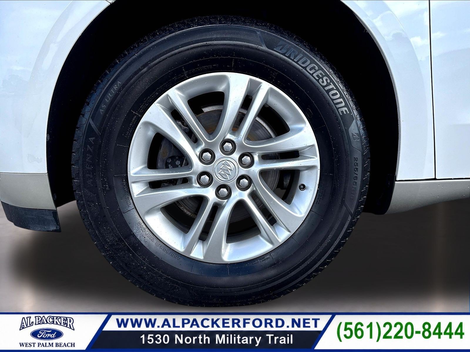 Used 2020 Buick Enclave Essence w/ Sound and Sites Package FWD image 39