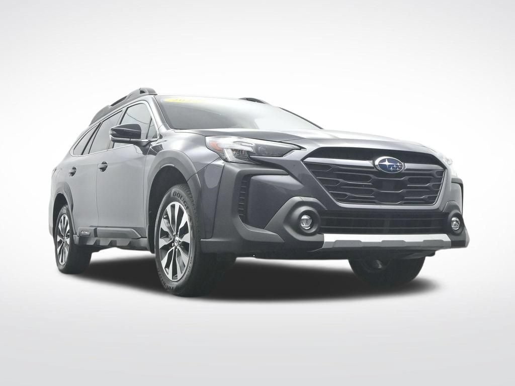 Used 2025 Subaru Outback Limited AWD/4WD image 43