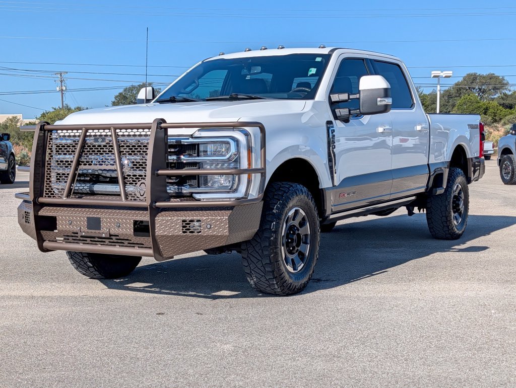 Certified 2023 Ford F250 King Ranch w/ Tremor Off-Road Package AWD/4WD image 4
