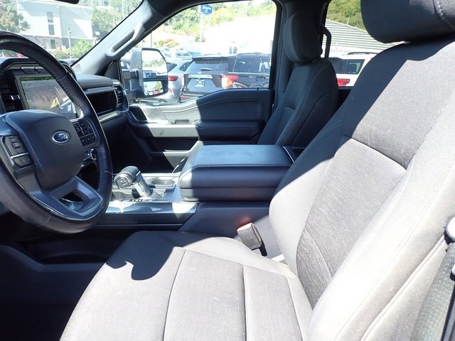 Certified 2022 Ford F150 XLT w/ Equipment Group 302A High image 18