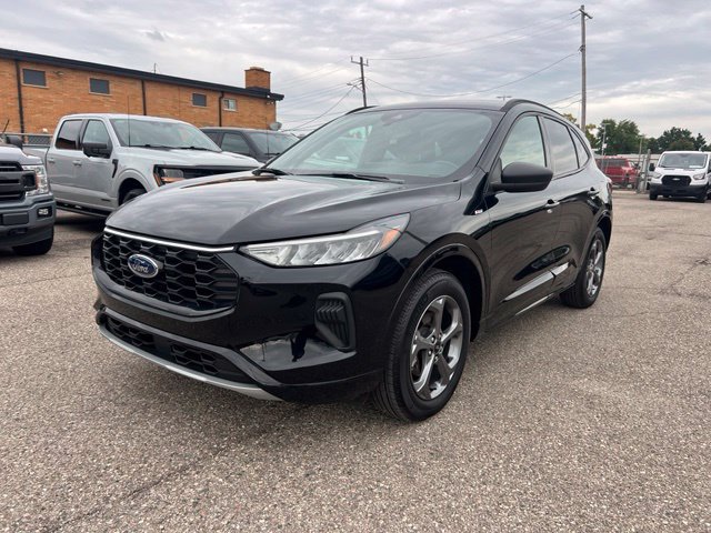 Certified 2024 Ford Escape ST-Line w/ Tech Pack #1 AWD/4WD image 27