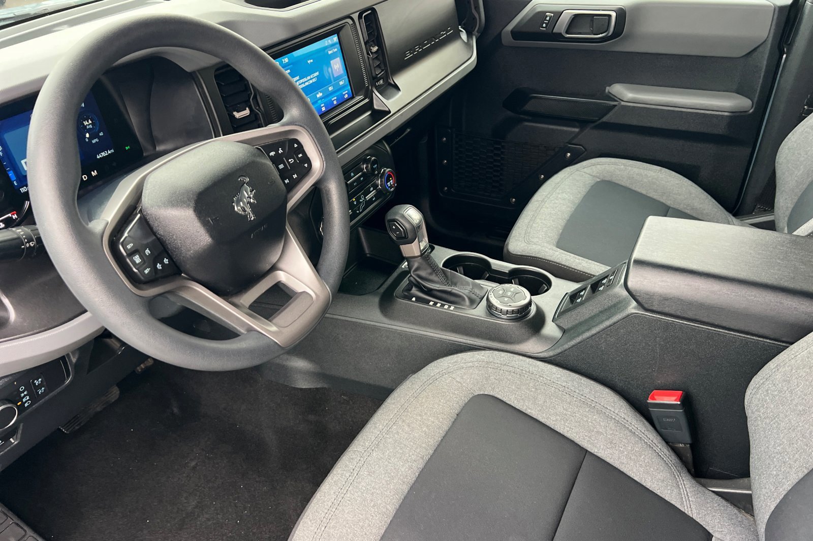 Certified 2022 Ford Bronco image 9