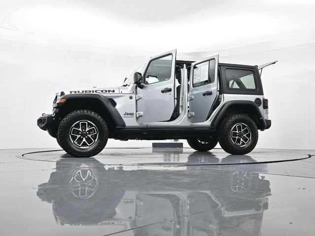 Used 2024 Jeep Wrangler Unlimited Rubicon AWD/4WD image 57