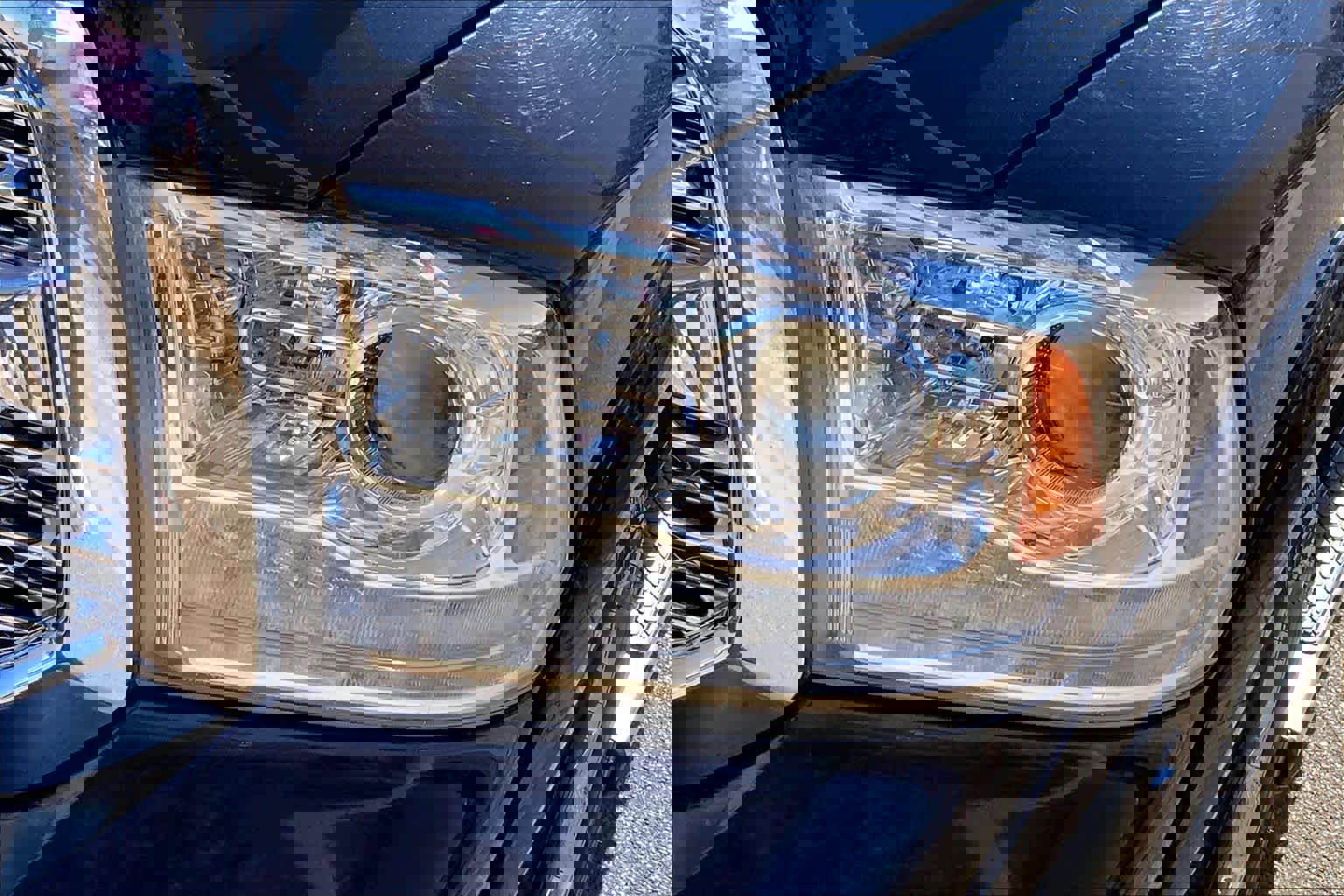 Used 2018 RAM 1500 Laramie w/ Convenience Group image 28