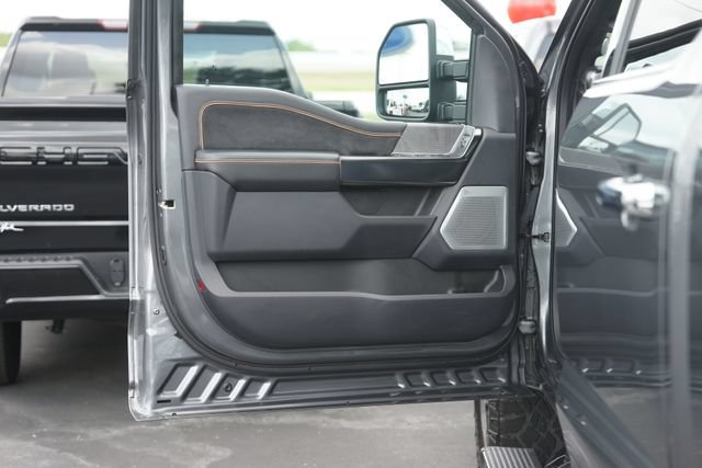 Certified 2023 Ford F250 Platinum w/ Tremor Off-Road Package AWD/4WD image 30