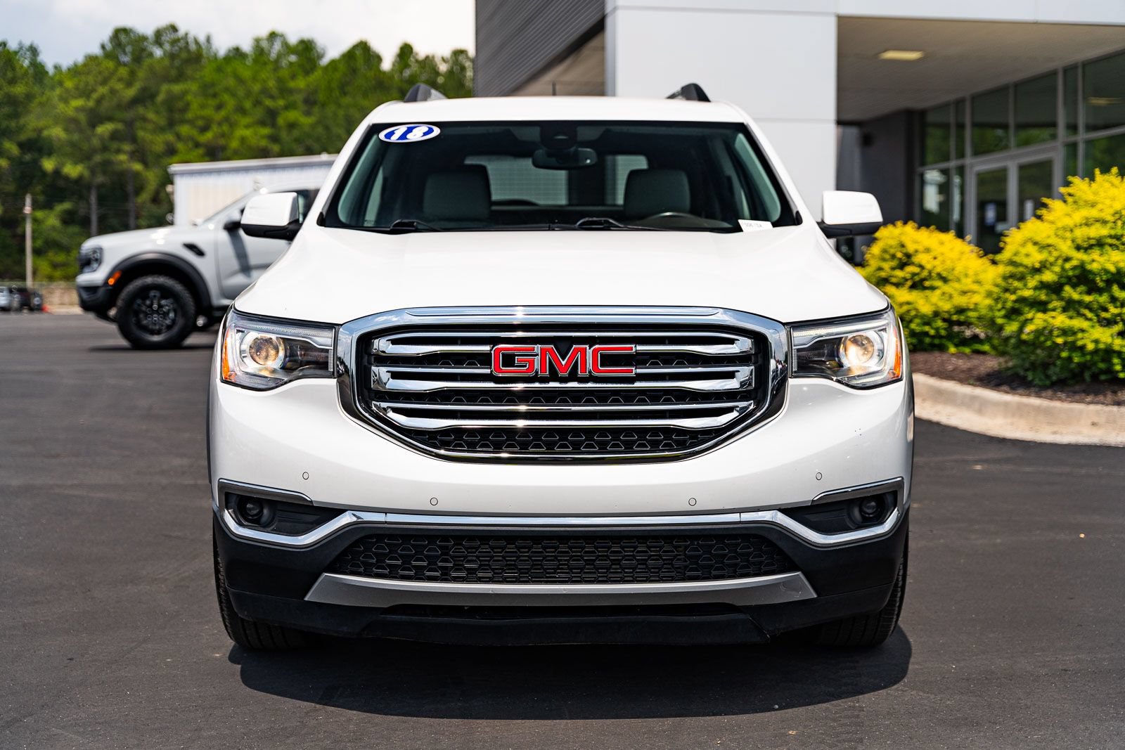 Used 2018 GMC Acadia SLT FWD video 2