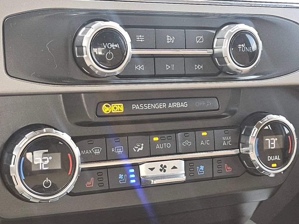 Certified 2022 Ford F250 Lariat w/ Lariat Ultimate Package AWD/4WD image 35