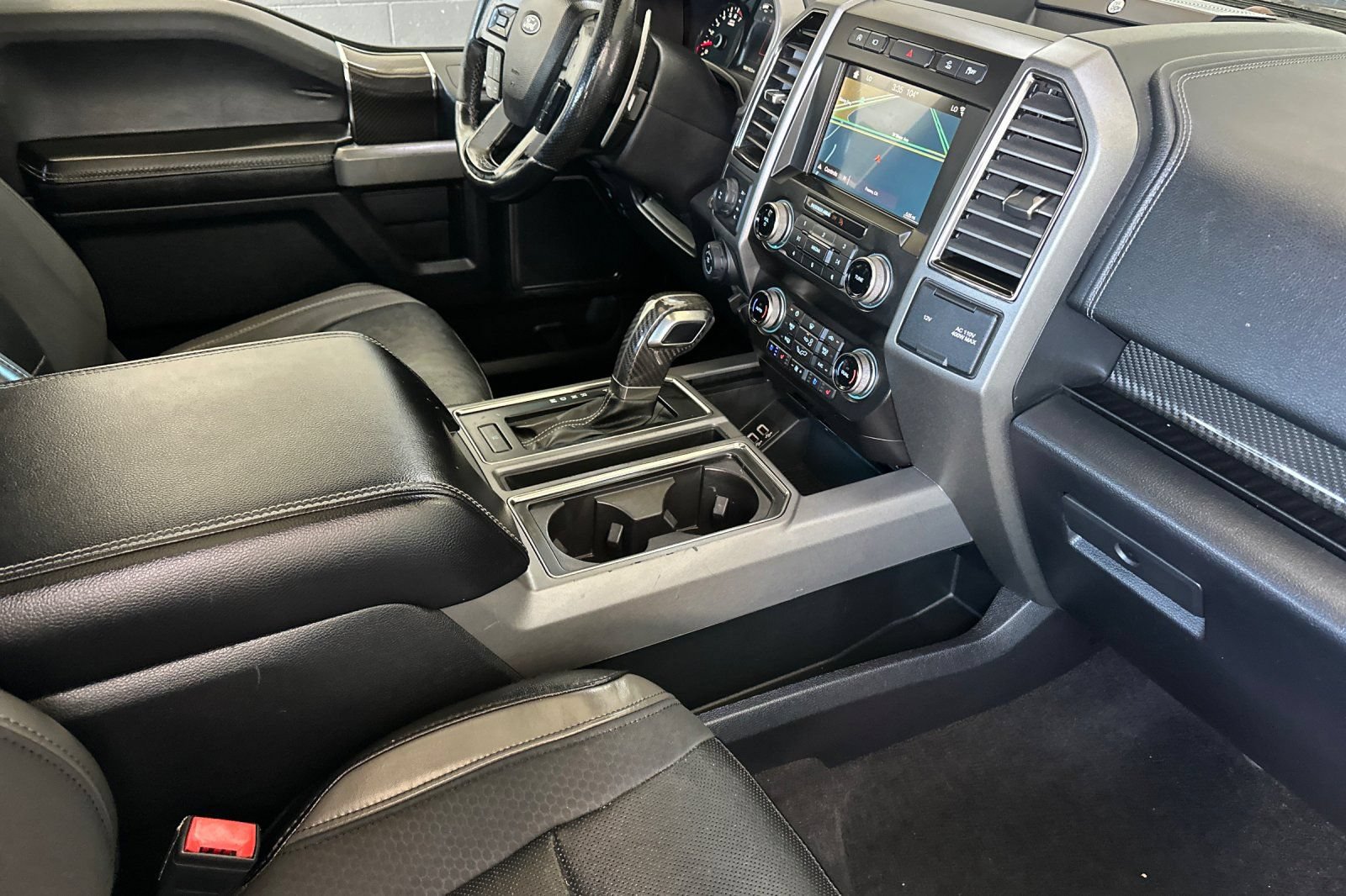 Certified 2019 Ford F150 Raptor w/ Equipment Group 802A Luxury AWD/4WD image 15
