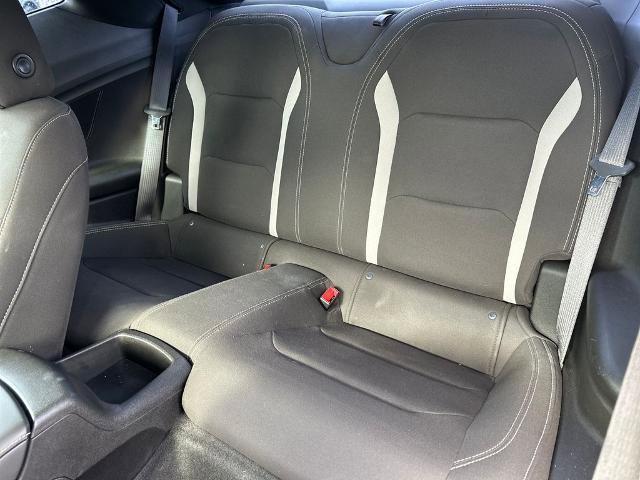 Used 2018 Chevrolet Camaro SS RWD image 10