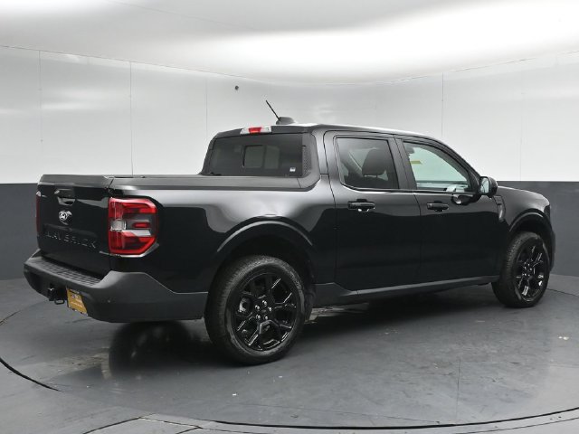 Certified 2025 Ford Maverick Lariat w/ Black Appearance Package AWD/4WD image 7