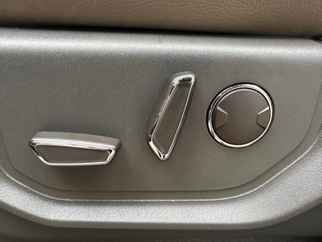 Certified 2019 Ford Expedition Limited w/ Equipment Group 302A image 33