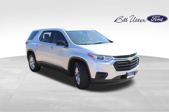 Used 2018 Chevrolet Traverse LS FWD image 3