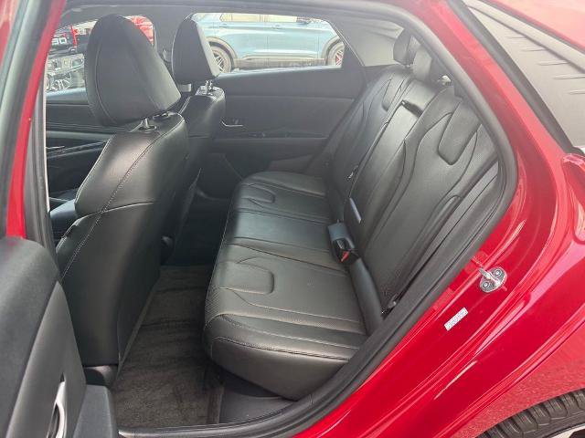 Used 2023 Hyundai Elantra Limited FWD image 13