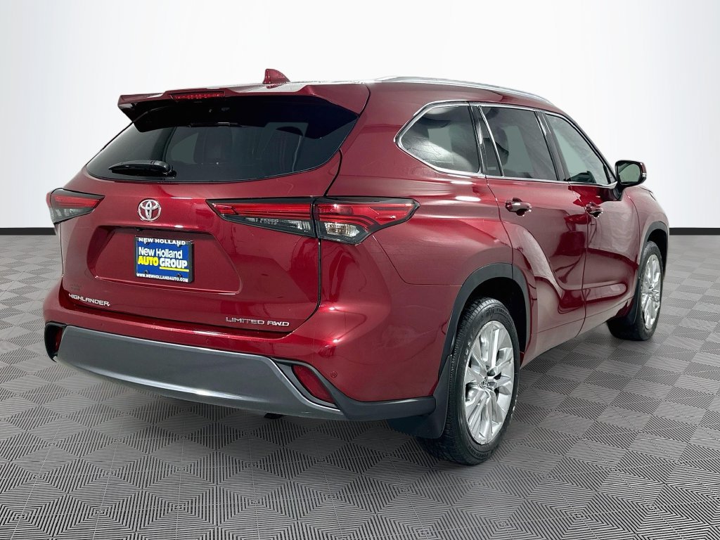 Used 2021 Toyota Highlander Limited AWD/4WD image 10