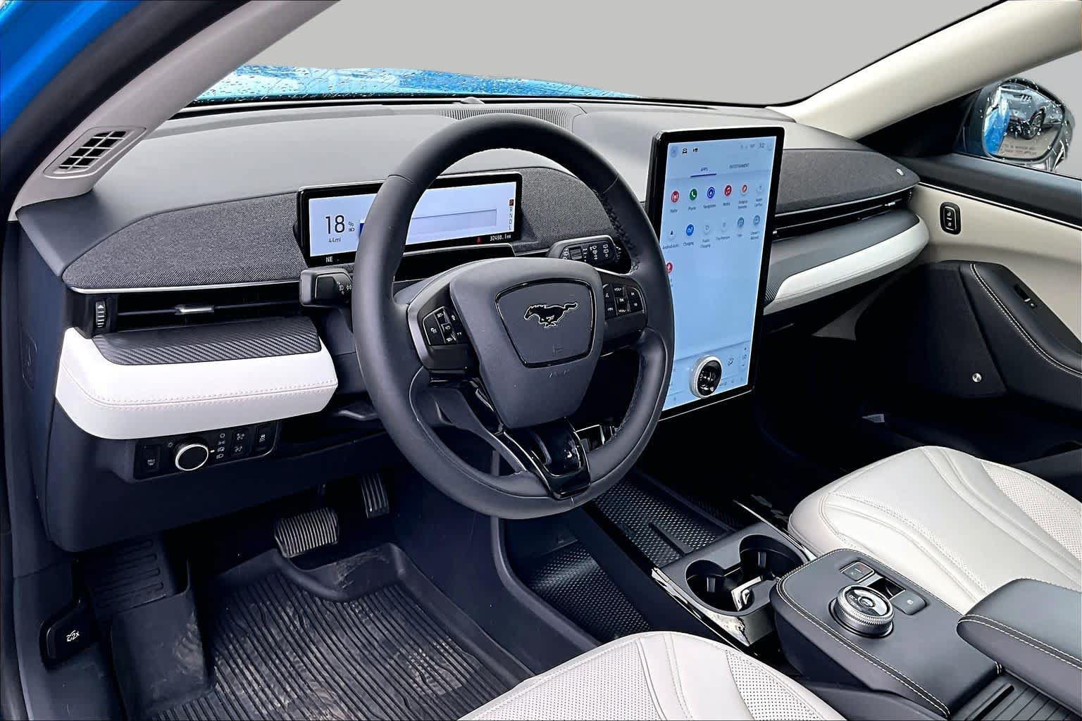Certified 2023 Ford Mustang Mach-E Premium AWD/4WD image 17