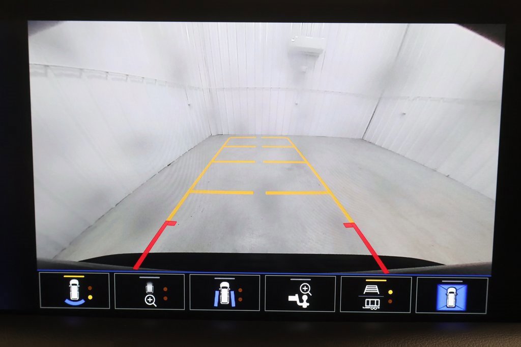 Used 2023 Chevrolet Tahoe High Country image 38