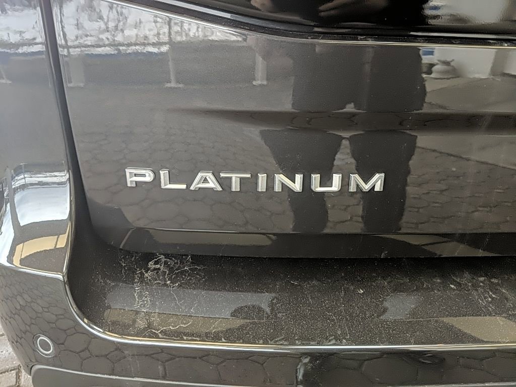 Certified 2025 Ford Expedition Max Platinum image 9