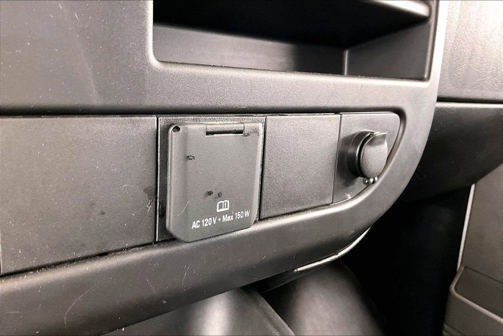 Used 2024 Chevrolet Express 2500 w/ Driver Convenience Package RWD image 31