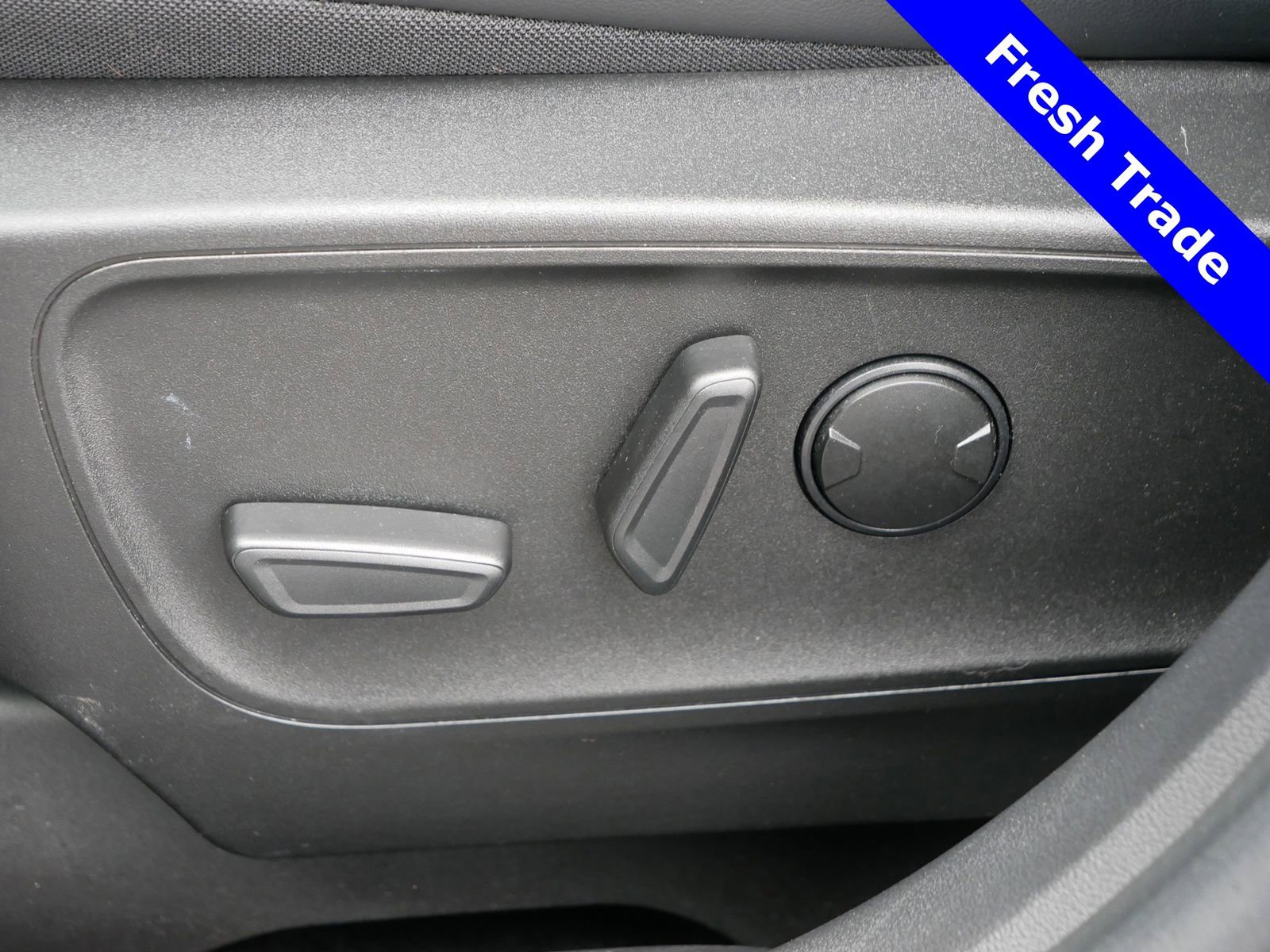 Certified 2023 Ford Escape Platinum image 13