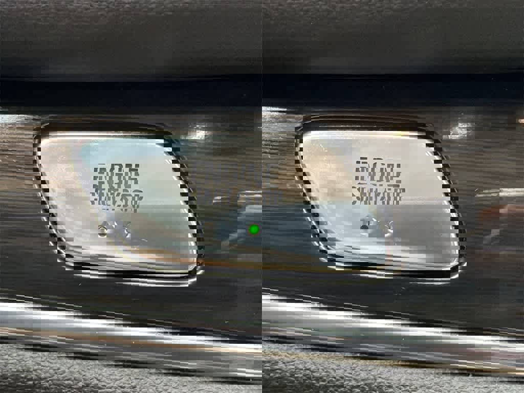 Used 2023 Buick Enclave Essence w/ Experience Buick Package image 31