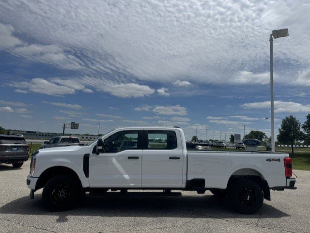 Certified 2023 Ford F250 XL w/ STX Appearance Package AWD/4WD image 5