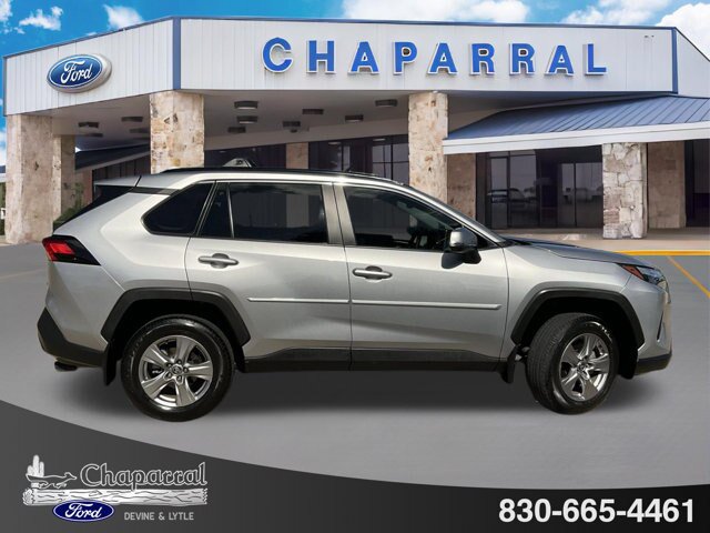 Used 2024 Toyota RAV4 XLE FWD image 5