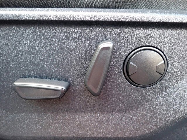 Certified 2022 Ford F150 XLT w/ Equipment Group 302A High image 24