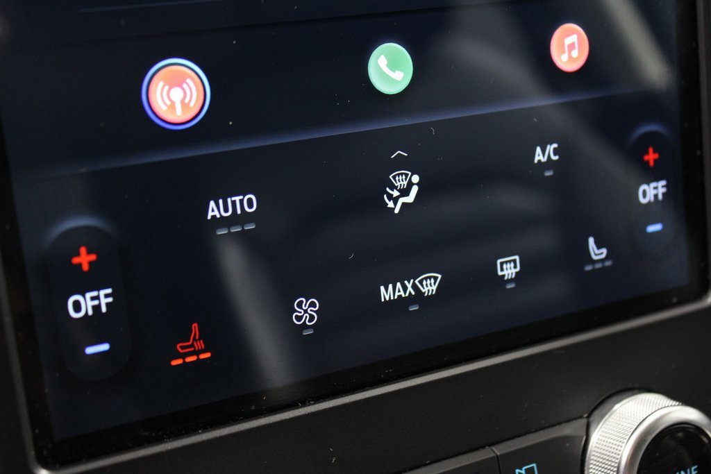 Certified 2024 Ford Edge SEL image 32