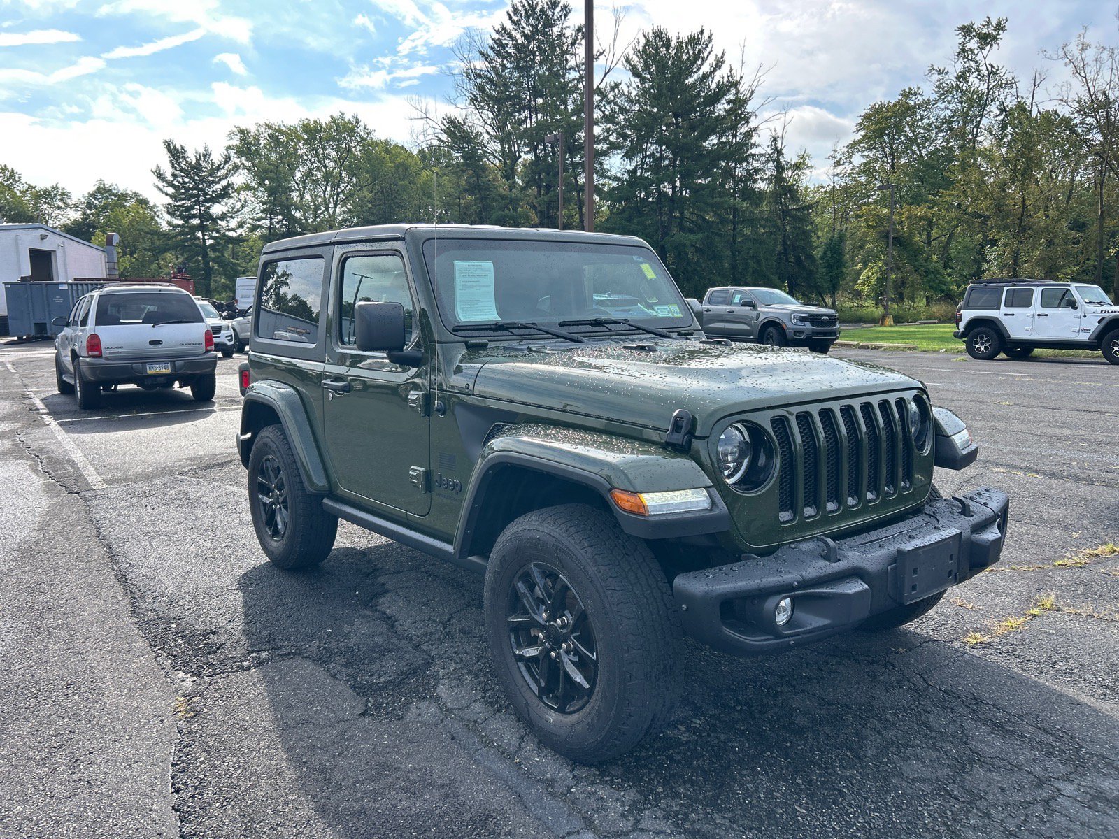 Used 2023 Jeep Wrangler Sport AWD/4WD image 3