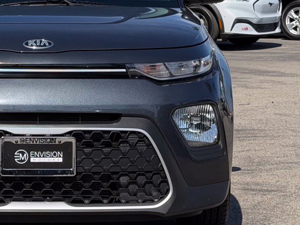 Used 2021 Kia Soul LX FWD image 12