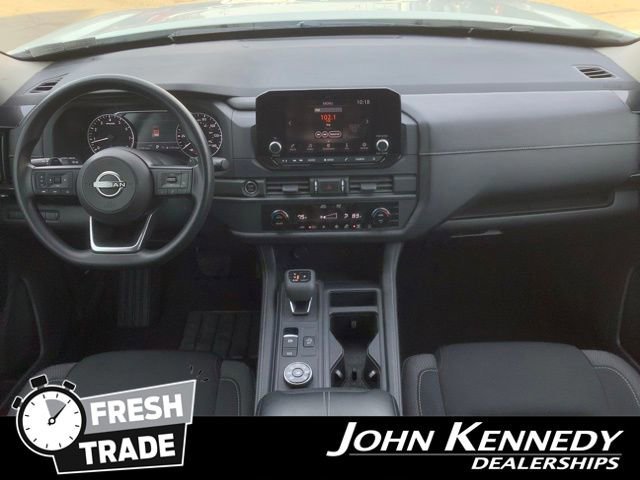 Used 2023 Nissan Pathfinder S image 18