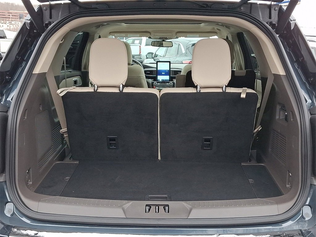 Certified 2023 Ford Explorer Platinum w/ Technology Package image 29