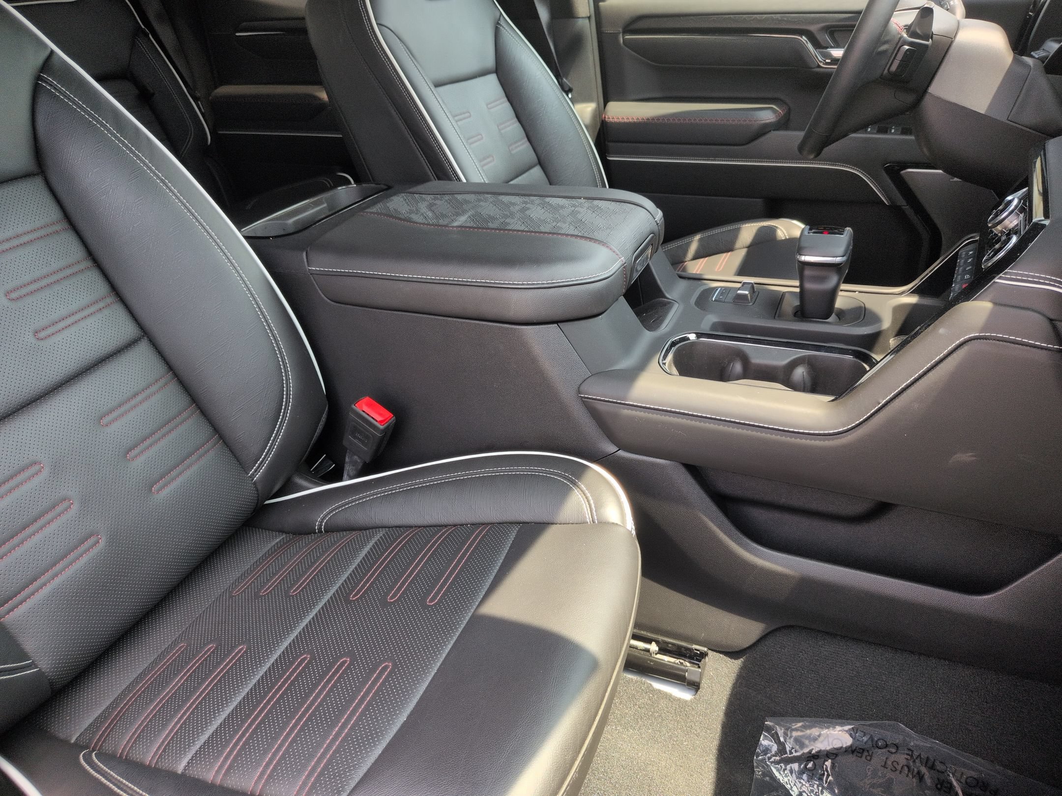 Used 2025 GMC Sierra 1500 AT4X AWD/4WD image 36