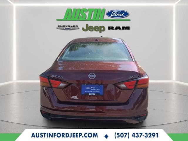 Used 2024 Nissan Altima 2.5 SV image 3