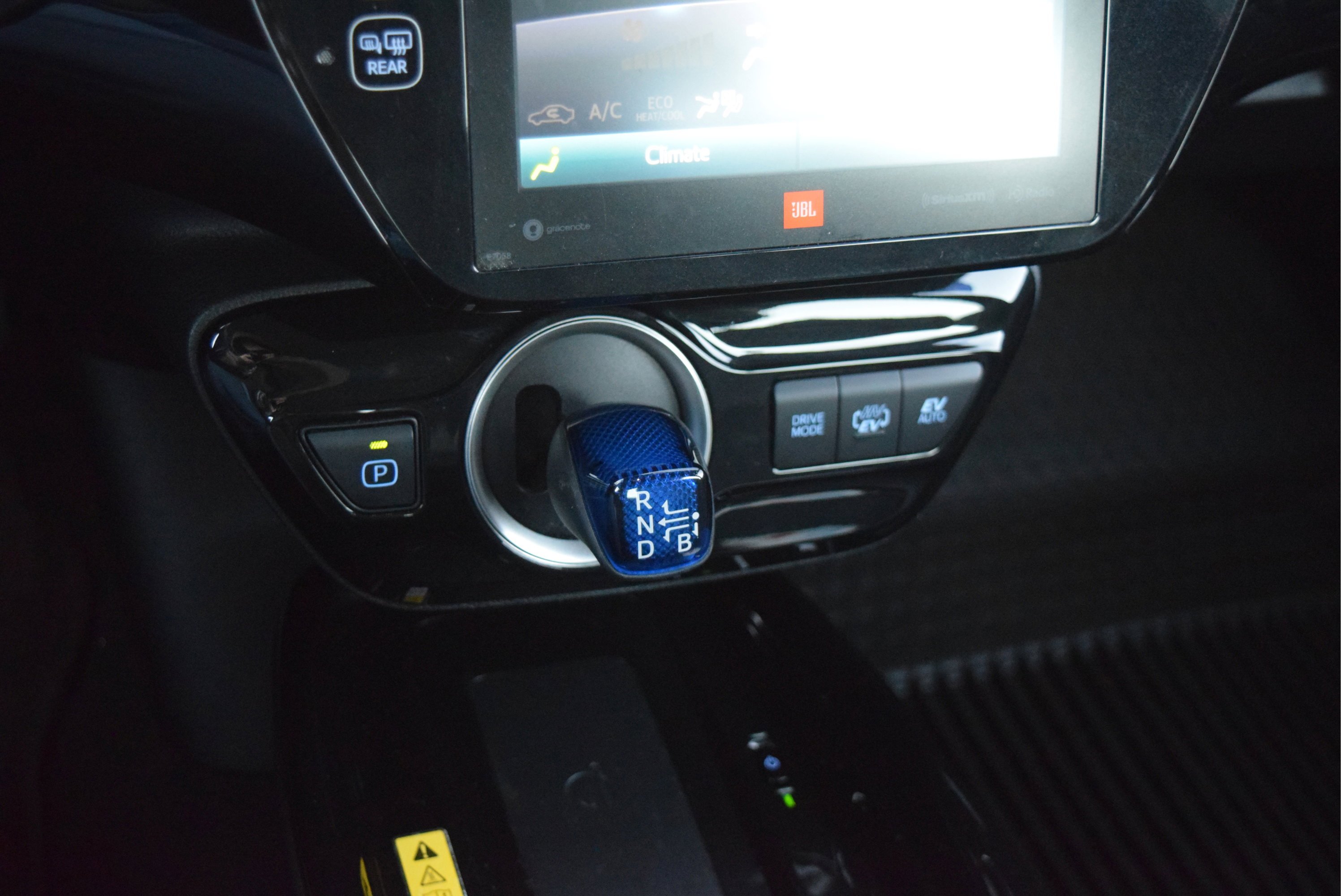 Used 2021 Toyota Prius Prime Limited image 13