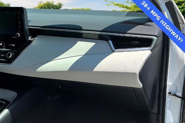 Used 2022 Toyota Corolla LE image 17