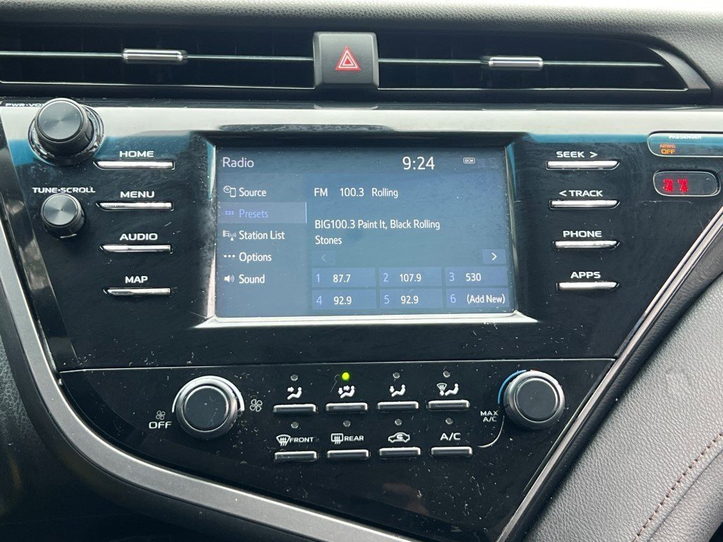 Used 2019 Toyota Camry LE image 16