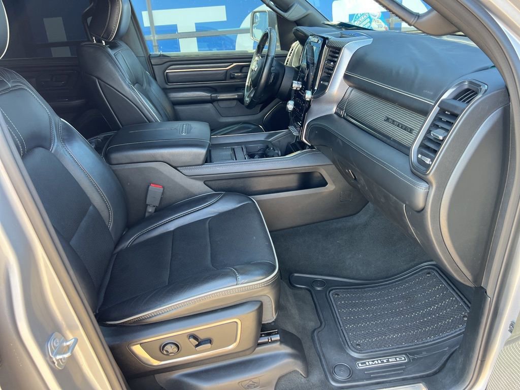 Used 2020 RAM 1500 Limited w/ Body Color Bumper Group image 13