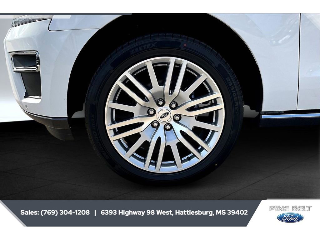 Certified 2024 Ford Expedition Limited AWD/4WD image 9