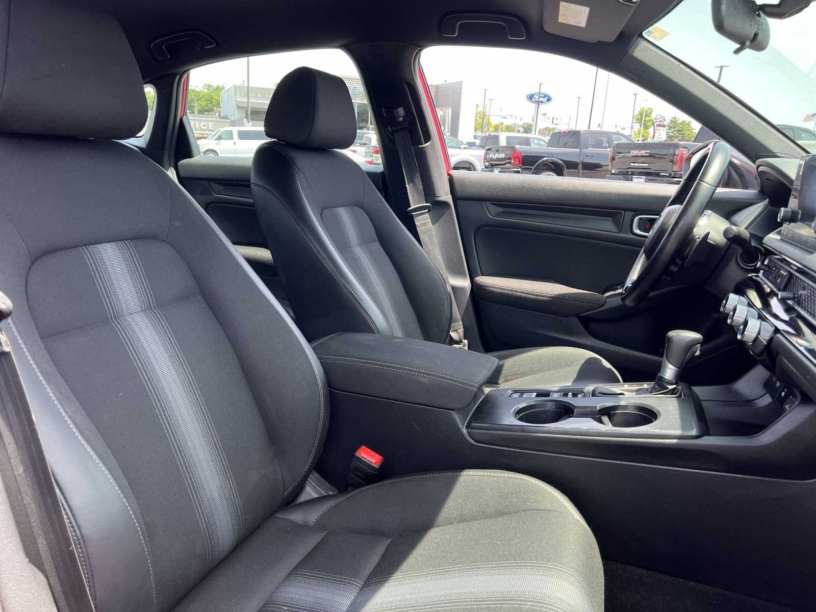 Used 2025 Honda Civic Sport image 25