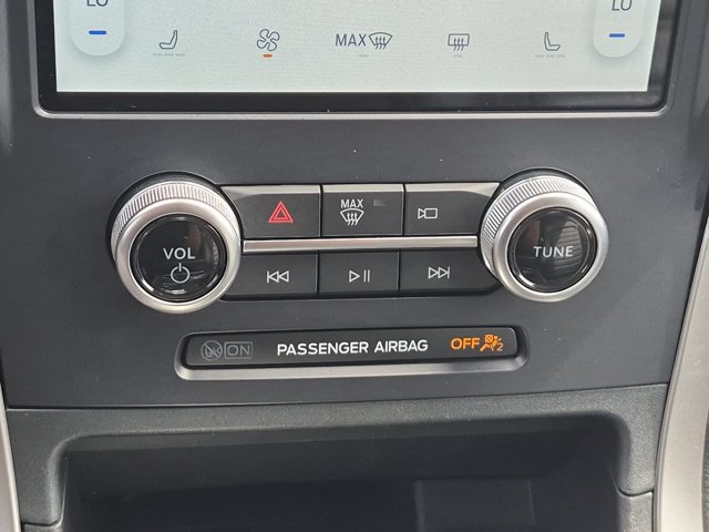 Certified 2022 Ford Edge SEL w/ Convenience Package AWD/4WD image 25