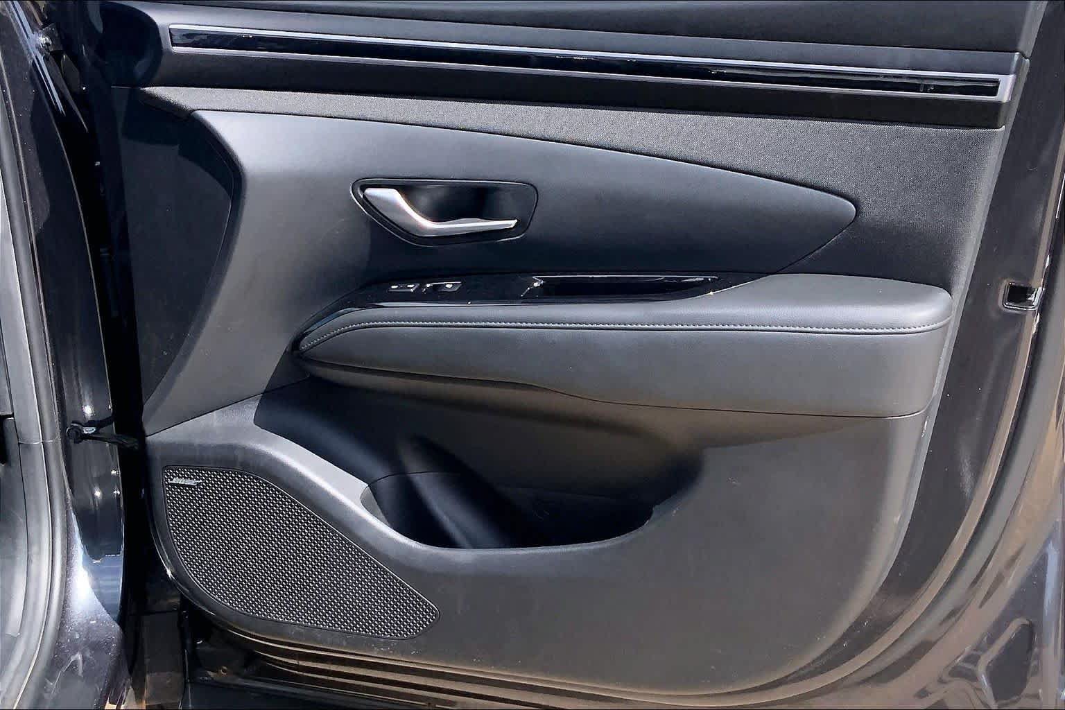 Used 2023 Hyundai Tucson Limited AWD/4WD image 23