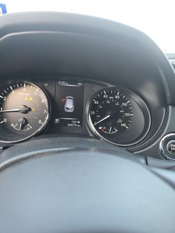 Used 2018 Nissan Rogue Sport SL w/ SL Premium Package FWD image 6