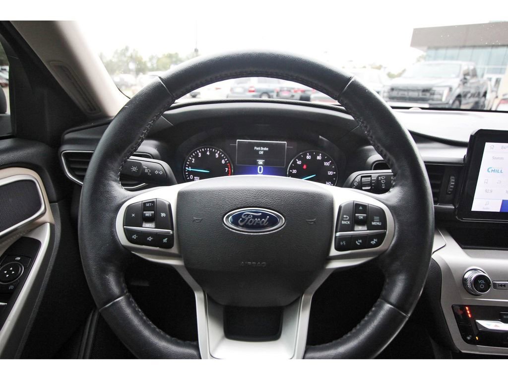 Certified 2022 Ford Explorer XLT w/ Equipment Group 202A image 16