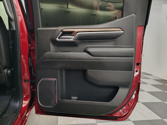 Used 2022 GMC Sierra 1500 Elevation w/ Elevation Premium Package AWD/4WD image 32