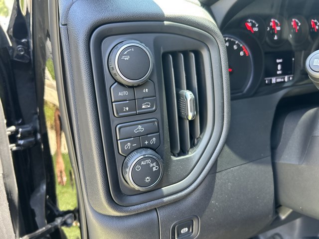 Used 2026 Chevrolet Silverado 1500 W/T w/ WT Value Package AWD/4WD image 12