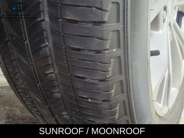 Certified 2023 Ford Explorer XLT w/ Equipment Group 202A AWD/4WD image 11