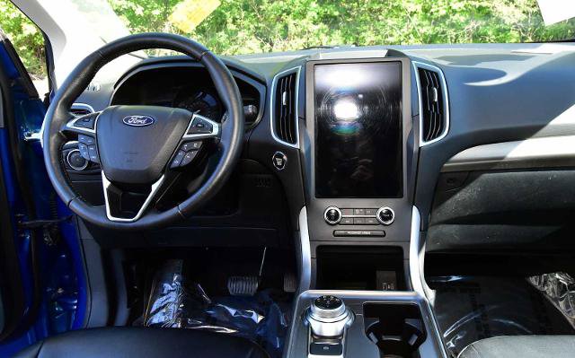 Certified 2023 Ford Edge SEL w/ Convenience Package AWD/4WD image 17