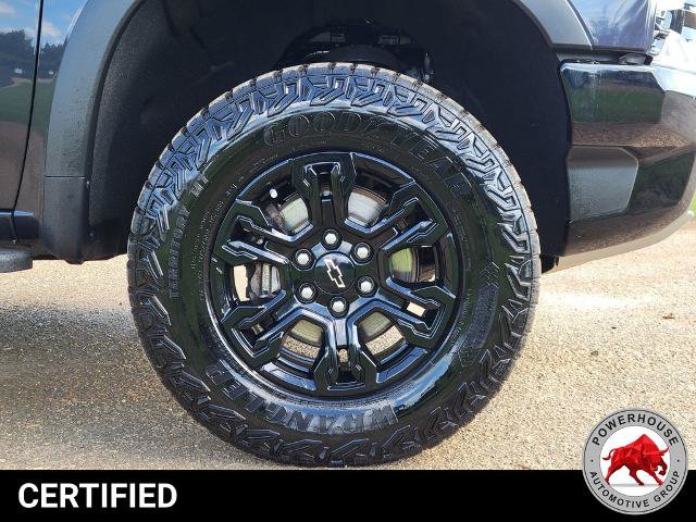 Used 2023 Chevrolet Silverado 1500 ZR2 w/ Technology Package AWD/4WD image 12